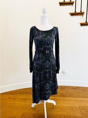Derek Heart Long Sleeve Paisley Assymetrical Midi Dress with Belt - Sz M